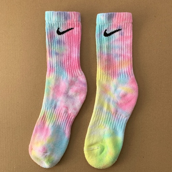 CUSTOM Medium Pastel Tie Dye Nike Set Shirt Socks - Picture 4 of 16